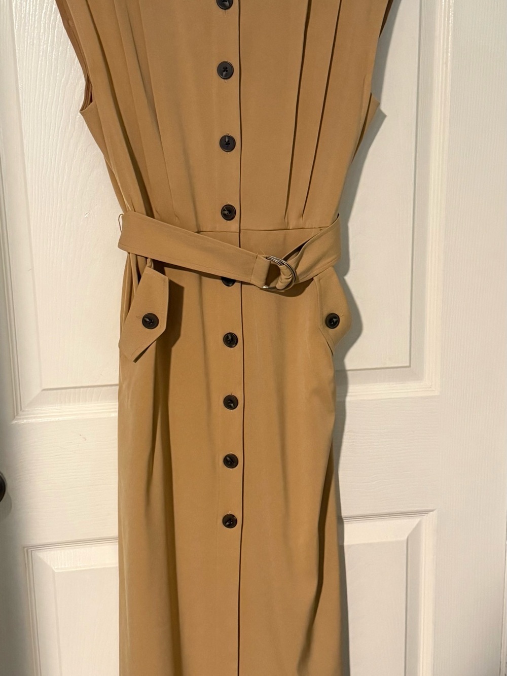 Worthington Sleeveless Belted Button-Front Dress in Camel in size S